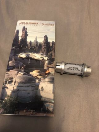 Disneyland Galaxy’s Edge Exclusive Star Wars White Kyber Crystal / Map