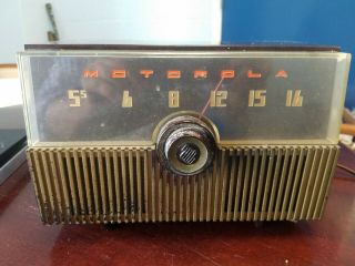 Vintage 1952 Motorola 52h11u Tube Radio W/gold Grill Mid Century Design