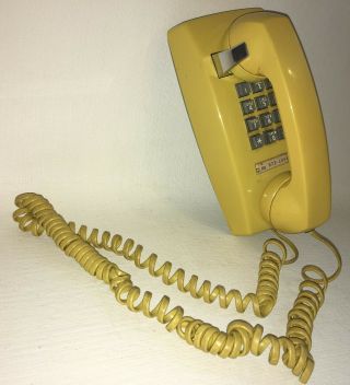 Vtg Yellow Western Electric Bell Systems Wall Mount Push Buton Telephone 2554bmp