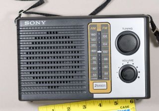 Sony ICF - F10 AM/FM 2 Band Portable Battery Transistor Radio Analog Dial VGUC 2