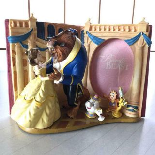 Disney Beauty And The Beast Bell Pottery Diorama 3d Solid Figure Photo Frame Sta