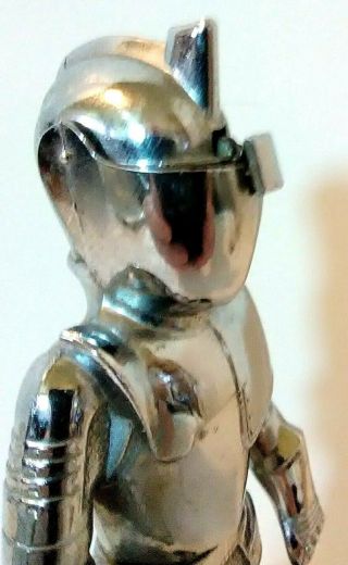 VINTAGE KNIGHT IN ARMOR CIGARETTE LIGHTER MUSIC BOX PAPER WEIGHT 3