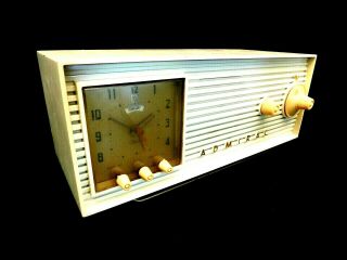Vintage Old 1950s Eames Era Mid Century Art Deco Antique Calendar Clock Radio