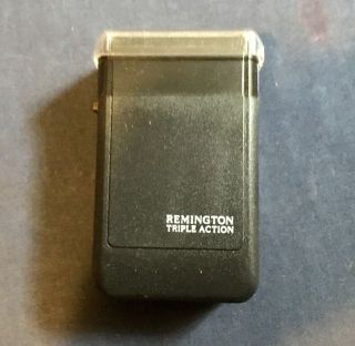 Vintage Remington Triple Action PM - 850 Shaver Triple Head Complete Package 4