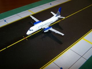 Herpa - Saab 340 (continental Connection) 1/200 Scale