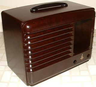 Vintage 1940 Emerson Model Ec - 301 Bakelite Table Radio Cabinet