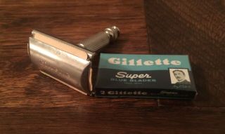 Vintage Gillette J1 Travel Safety Razor With Nos Blades Og Cardstock Shaving