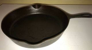 Old Puritan Cast Iron Skillet 10 W/Heat Ring Made By Favorite For Sears Roebuck 4