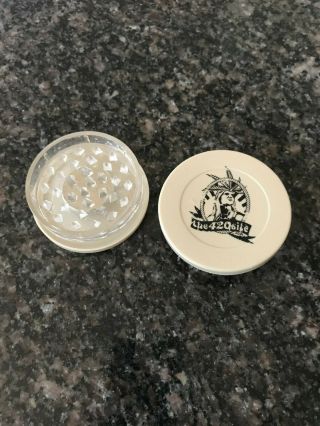 THE 420SITE.  COM DIAMOND GRINDER WITH STORAGE COMPARTMENT HERB TOBACCO 2