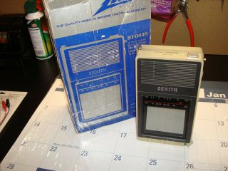 Vintage Zenith Portable Tv Model Bt044s