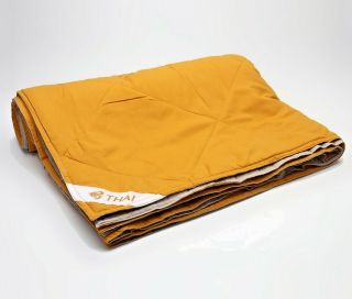 (tg) Thai Airways Royal First Class Blanket In Bag By Airline