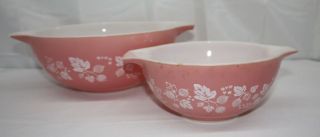 Vintage Pyrex Bowls Cinderalla Pink,  Gooseberry 442 (1.  5 Qt) And 444 (4 Qt)