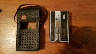 1967 Vintage Realistic 12 - 1366 Transistor Am Pocket Radio,  Leather Case