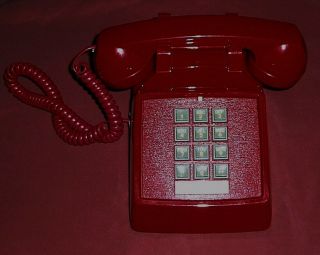 Cortelco Itt 250047 Push Button Touch Tone Dial Desk Top Phone Red Telephone