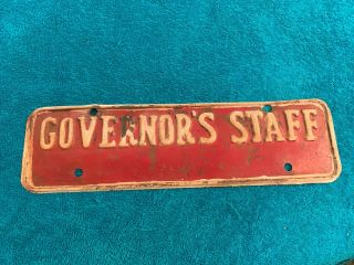 Vintage Governor Staff Political License Plate Topper Badge Tag Red