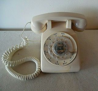 Vintage Western Electric Bell System At&t Rotary Dial Telephone Tan