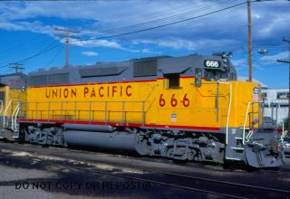 Slide Union Pacific Rr Gp40 666 X Rock Island Denver 1989