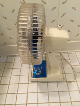 Lakewood Oscillating Fan,  Blue Plastic Blades,  2 Speed 3