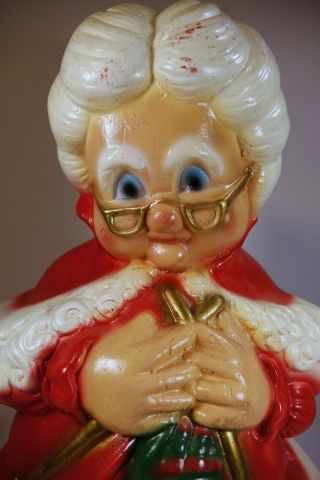 Vintage Christmas Mrs Santa Claus Chalkware Pottery Toy Bank Figurine Decoration
