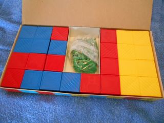 Vintage Tupperware Toys Busy Blocks COMPLETE NEVER PLAYED WITH 4