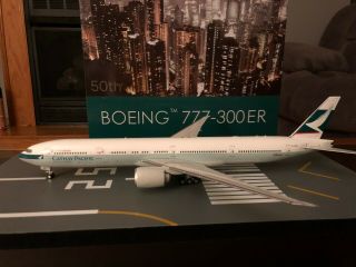 Jc Wings - Cathay Pacific 777 - 300er (1:200 Scale) - Limited Edition