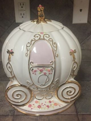 Disney Cinderella Princess Tea Time Royal Dreams Coach Cream/gold Cookie Jar
