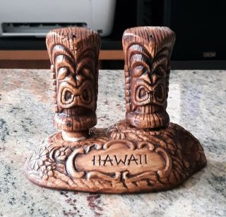 Vintage Hawaii Souvenir Treasure Craft Tiki Torch Salt & Pepper Shakers