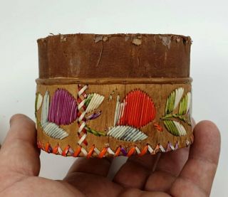 Fine Old Native American Great Lakes Indian Birch Bark Quill Box Floral 5