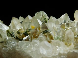 A Big Quartz Crystal Cluster With GREEN Epidote Crystals From Brazil 509gr e 6