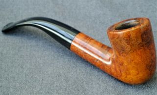 Lovely Peterson ' s Shamrock 1/2 Bent Chunky Briar Billiard,  Rep.  Ire. 2