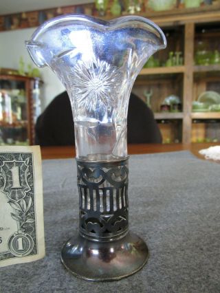 Webster Sterling Silver Holder With Floral Pattern Glass Vase Insert