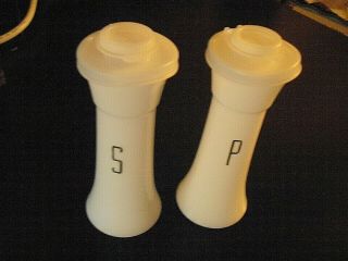 Vintage Tupperware Salt & Pepper 6 " Shakers Gold And White Hourglass Set