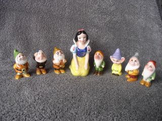 Snow White & Seven Dwarfs Porcelain Figurines.  Walt Disney Made In Japan.