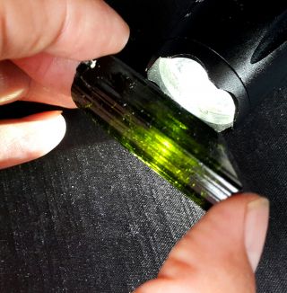RARE 19 g Natural Green Tourmaline crystals Rough Stone Specimen A77 2
