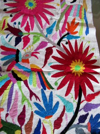 MEXICAN OTOMI EMBROIDERY HANDMADE ETHNIC MAYAN ART TABLE RUNNER 72 