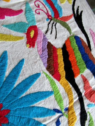 MEXICAN OTOMI EMBROIDERY HANDMADE ETHNIC MAYAN ART TABLE RUNNER 72 