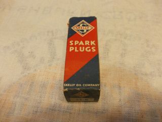 Vintage Advertising Skelly Oil Company Spark Plug W/box