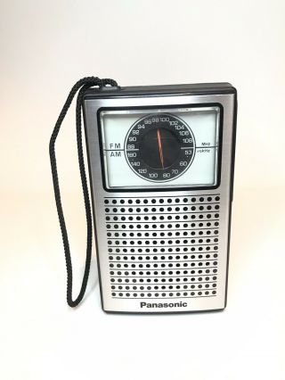Vintage Panasonic RF - 505 Portable Handheld AM / FM Radio 2