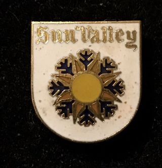 Sun Valley Vintage Skiing Ski Pin Badge Idaho Id Resort Souvenir Travel Lapel