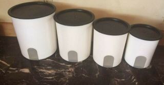 Tupperware One Touch Reminder 4 - Pc Canister Set White With Black Seals Pre - Owned