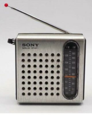 Vintage Sony Tfm 3750w Am Fm Solid State Radio