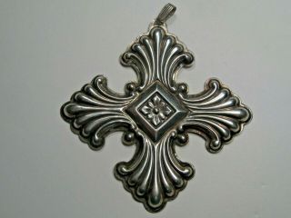 Vintage 1973 Reed & Barton Sterling Silver Christmas Cross Ornament 17.  3 G.  53