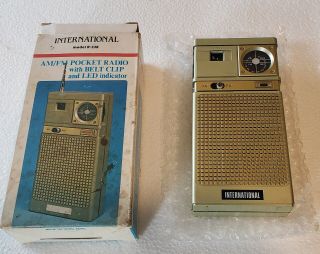 Vintage International Am/fm Pocket Radio With Clip.