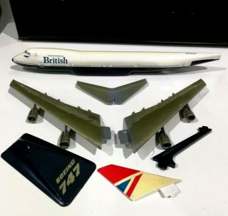 Wooster British Airways Negus 1/250 Scale Boeing 747 - 200 Plastic Model Air Plane