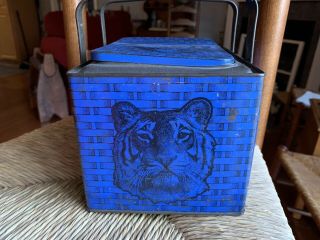 Vintage Tiger Sweet Chewing Tobacco Lithographed Lunchbox Style Tin Blue 6