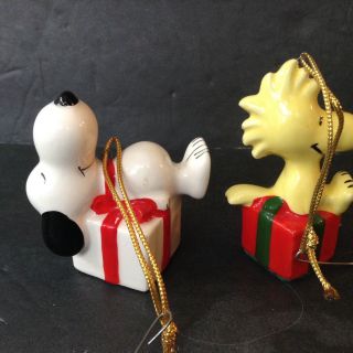 1965 CHARLIE BROWN WOODSTOCK & SNOOPY CHRISTMAS ORNAMENT UNITED FEATURE SYND. 2