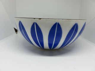 Rare Cathrineholm Norway Mid Century Modern 5.  5 " Lotus Enamel Bowl Blue White