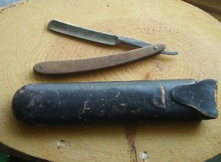 Vintage Or Antique Louper 106 Straight Razor With Wood Handles And A Case.