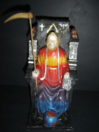 066 Statue Trono 7 Colors 8.  5 " Santa Muerte Sentada Santísima Señora Curada