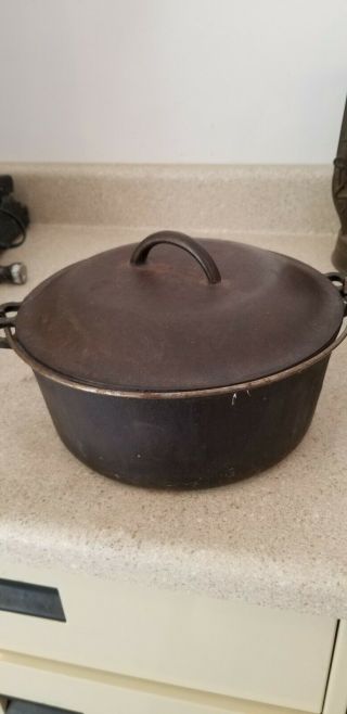 Wagner Ware Cast Iron Dutch Oven